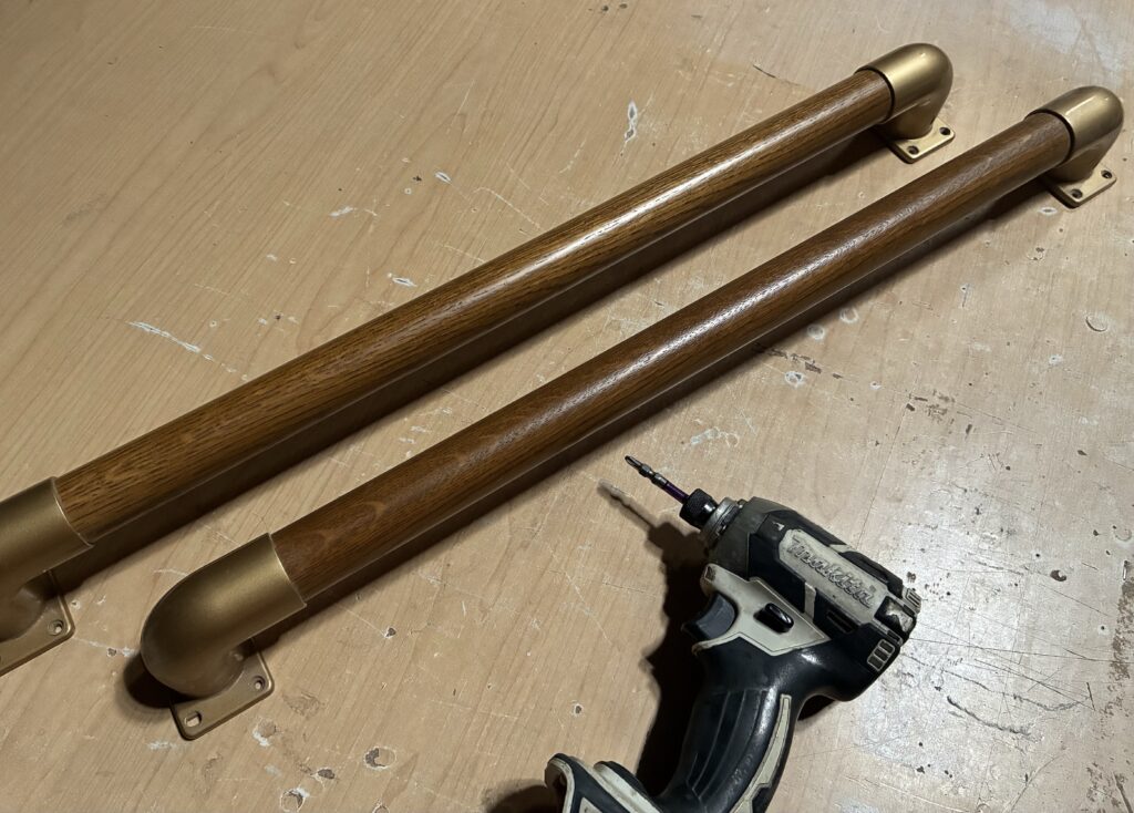 階段転落防止に立て手すりをDIY