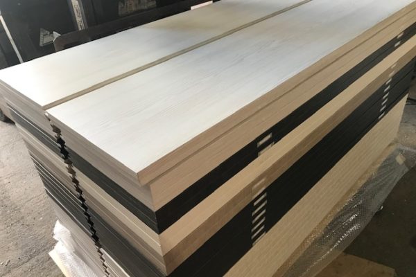 扉加工で思うオーダー家具を安い材料で作るデメリット