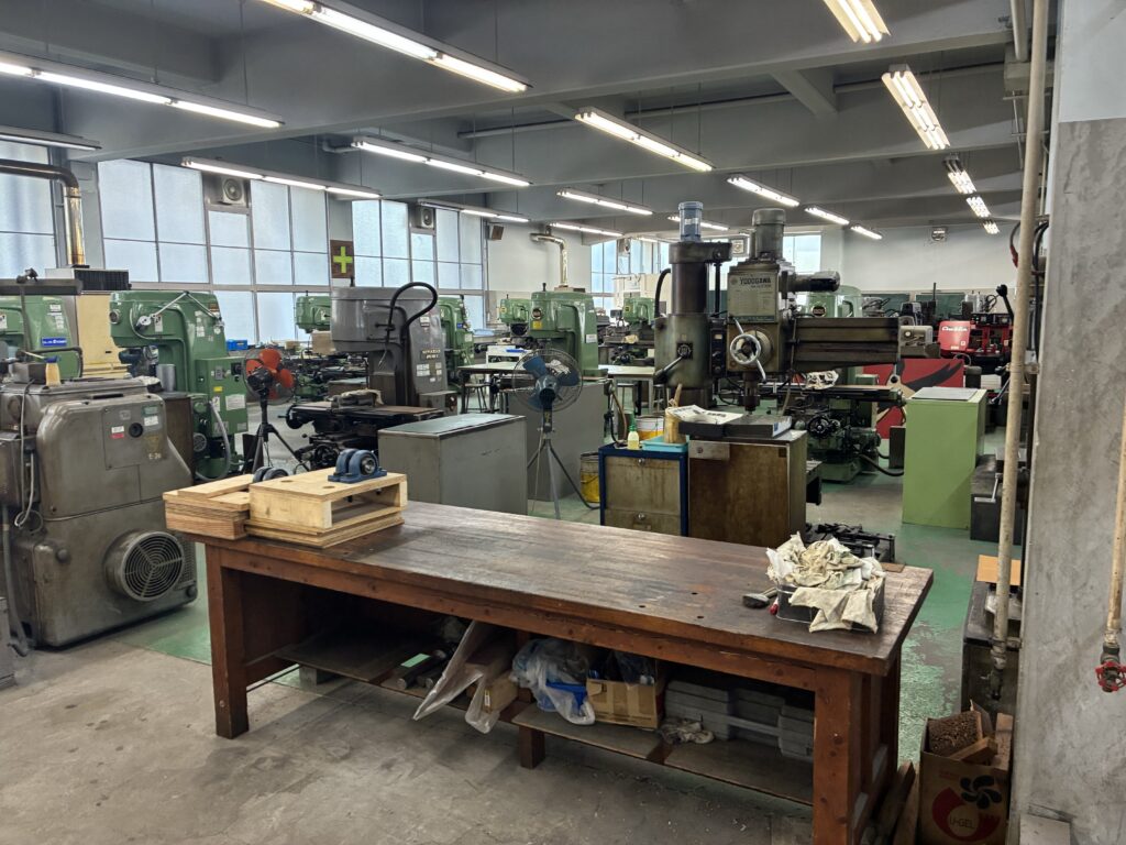 機械科実習室